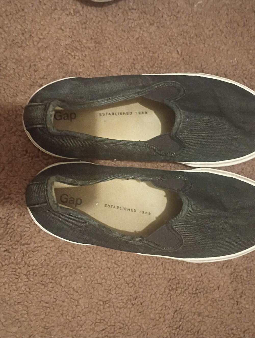GAP BCanvas Slip-On Sneakers with White Sole